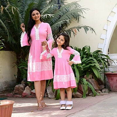Alluring Mother Daughter Dress Combo Catalogue 1-Pink